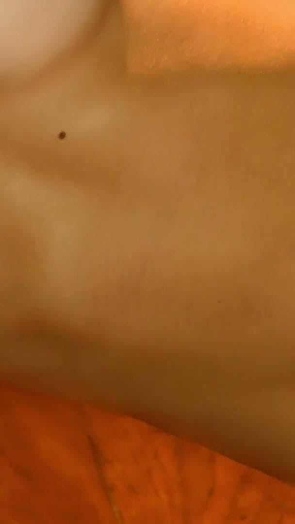 Zona Divas NET: Cute Teen Henessy Stripstease