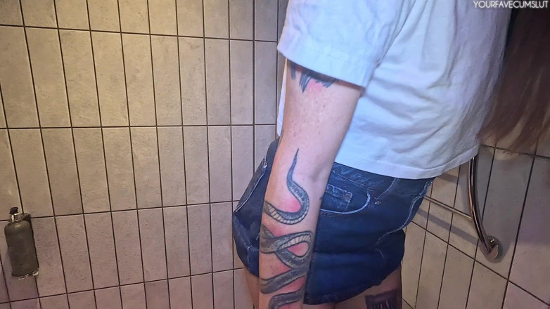 Yourfavecumslut: Pee Desperation with My Human Toilet Slave