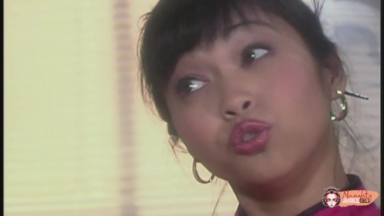 Naughty Japanese Girls: Perfekte japanische masseuse nach dem blowjob bekommt hardcore-anal in reverse-cowgirl...