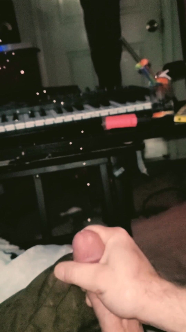 Stroking:) (Ben Deepe)