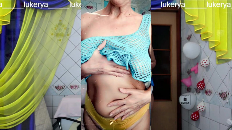 Lukerya: La gaie Lukerya, comme d’habitude, fait un nettoyage érotique dans une...