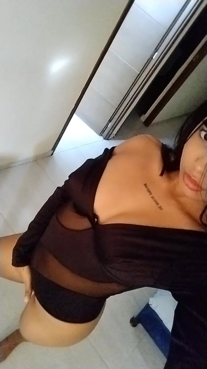 Angela Xoo: Latina sex nagie naturalne i masturbacja