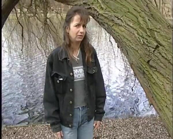 YOUR FIRST PORN: Sandra Gibt Heute Vollgas Mit Beiden Loecher - dziś Sandra będzie...