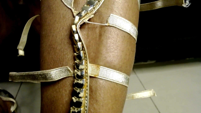 Maeling: Pertumbuhan Elixir untuk kaki panjang, pecah sandal kaki merintih - fetish...