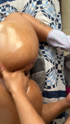 Monozion: Si Dia Berkata "baby mengongkek saya"