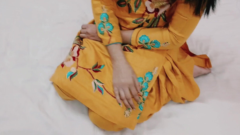 Desifilmy45: 오디오 풀 HD 섹스 비디오로 공개된 아줌마의 큰 엉덩이 후장 후장