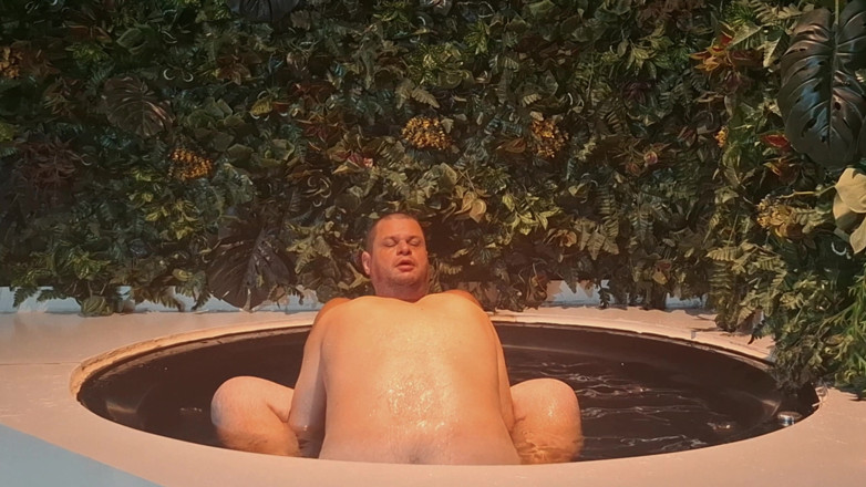 Punchbagplz: Sfida All'ora Del Bagno- Controllo Dell'orso Nella Vasca