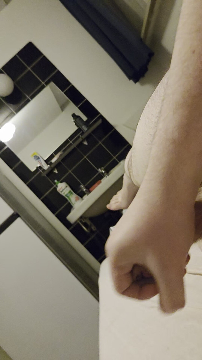 DecentAnalysis611: Mi sego con il dildo