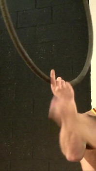 이사스 존스와 브루노 나이트, 하드 트레이닝을 한 후 편안한 섹스가 필요한 스포티한 보이즈