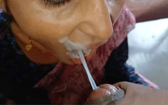 Seema Bhabhi entrou na boca dela