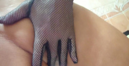 Natalie K: Bagnato per te questo mercoledì, versando acqua sul mio corpo...