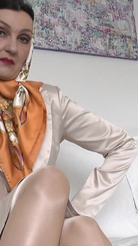 Masturbating in a Headscarf and Feeling Your Mistress's Fur on Your Nipples, Lady Victoria Valente