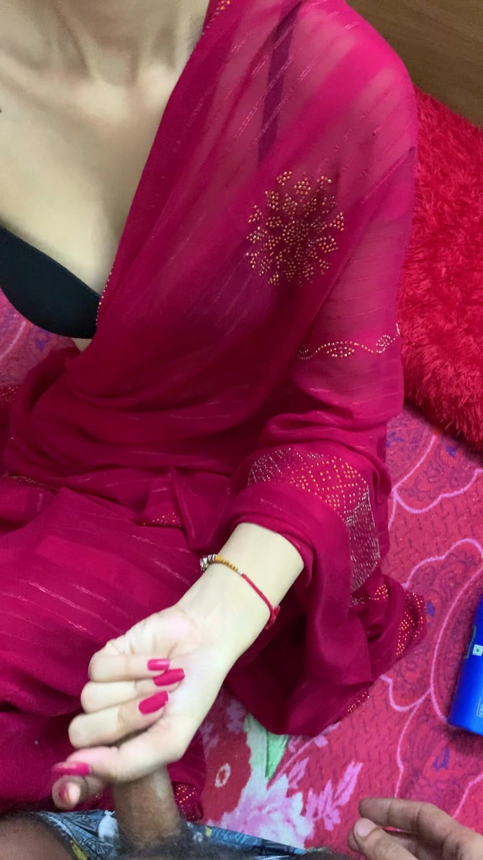 Riya mickey: 내 귀여운 사촌이 내 흑인 자지를 먹고 영어를 배운다