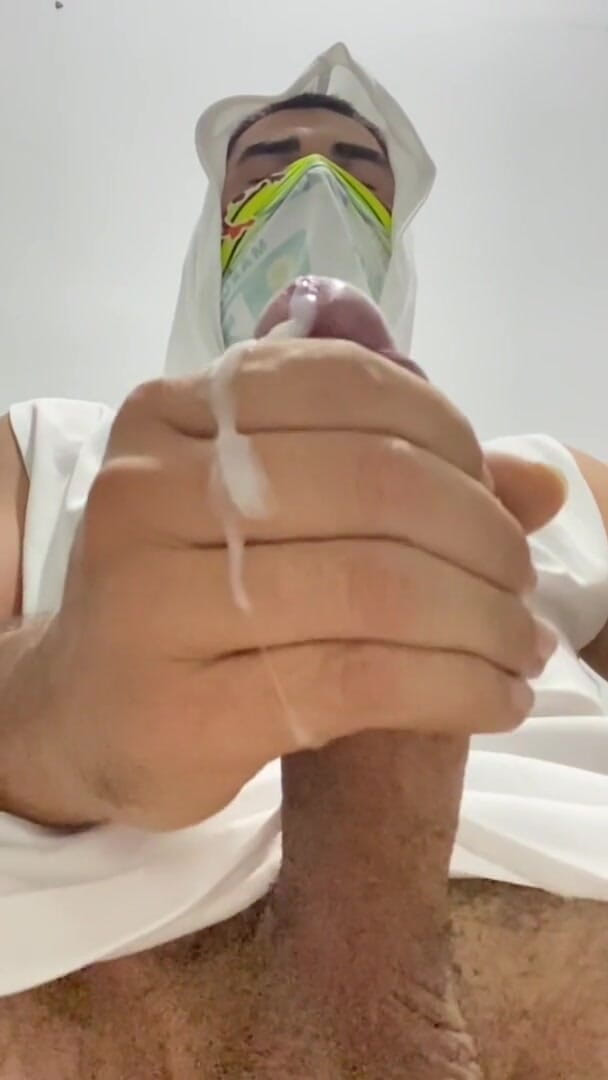 Latin mature king: 很多，巨大的