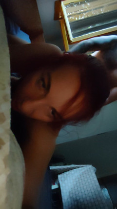 JelaiBora: Tvrdý orgasmus zezadu