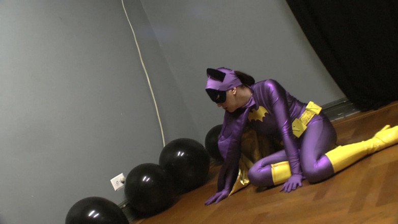 Evangelines Fetish: Batgirls smrtící plyn adventure