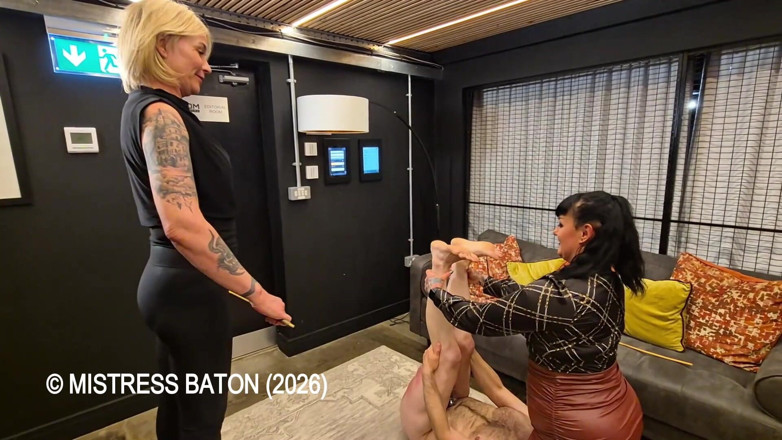 MistressBaton: Bastinado I Łaskocze Udręka