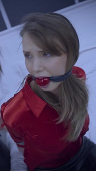 Terri и Missy - дерутся за мужика на свидание