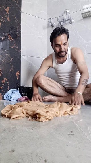 Rajasthani-old-lover: Desi young boy enjoy washing father's underwear
