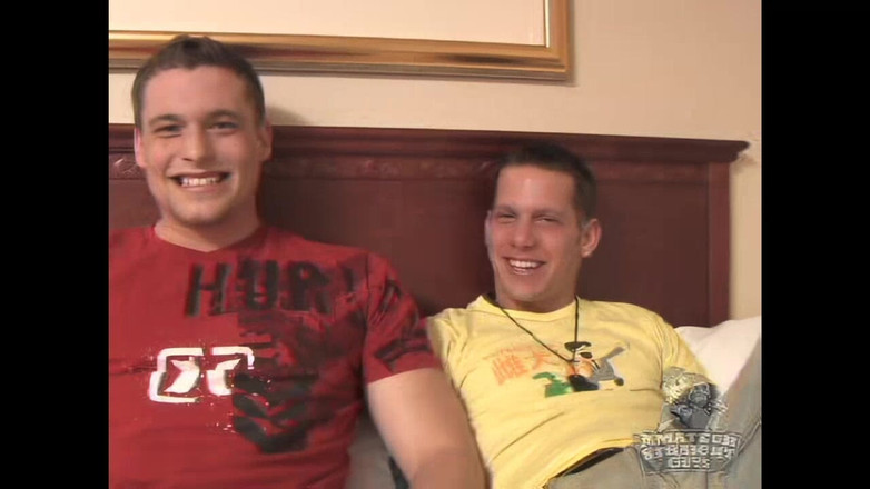 Jay's Amateur Straight Guys: Marcus neukt Shane's strakke gaatje!