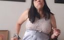 Mommy big hairy pussy: Coaching masturbatoire dans une MILF espagnole le matin