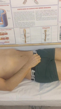 발기 성기를 가진 첫 번째 환자가 있는 간호사!
