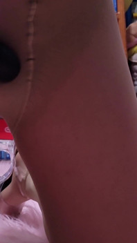 Garota Trans Com Bunda Enorme Usa Meia-calça