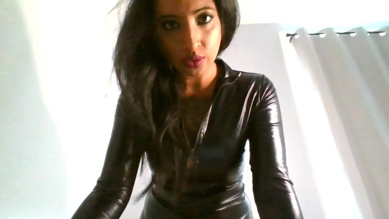 BabeXX69XX Asian MILF: W moim kombinezonie z PCV