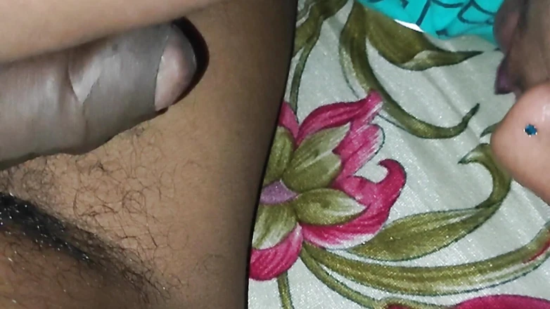 Realmallucouplevlog: Mallu Hot Girl Blowjob with Love, I Like to Suck...