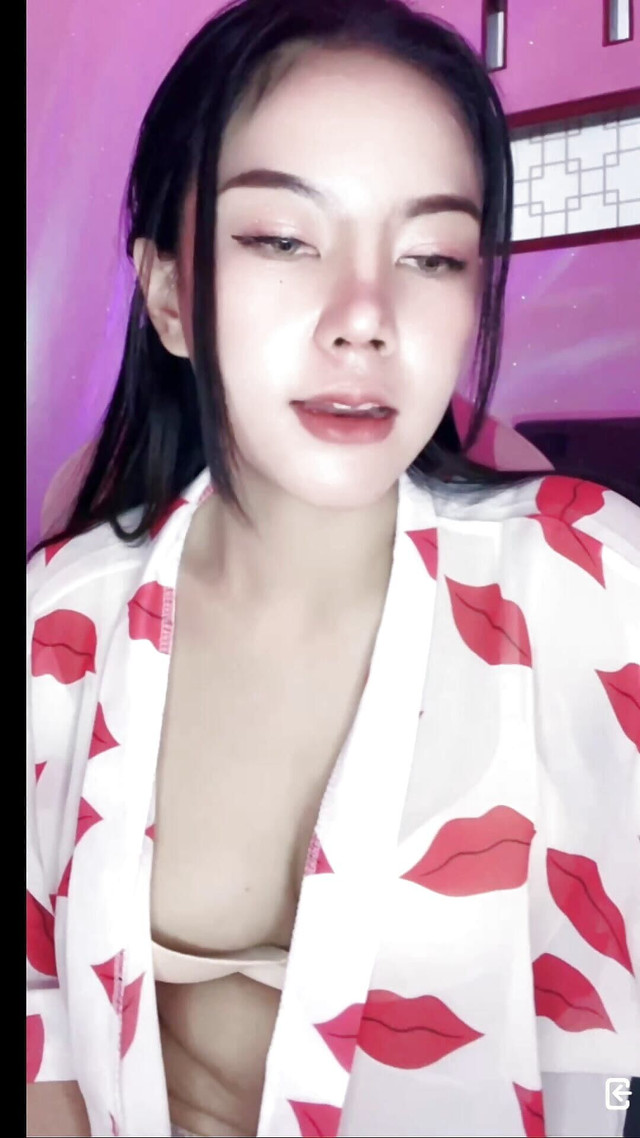 Part 5 (Finish) Hot Asian Girl using Mask playing her pussy till squirt a lot (Nurulmu) Part 5 (Finish) Hot Asian Girl using Mask playing her pussy till squirt a lot (Nurulmu)