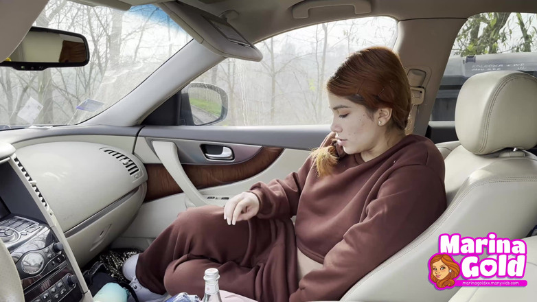 Marina Gold: I squirt on the windshield to clean it