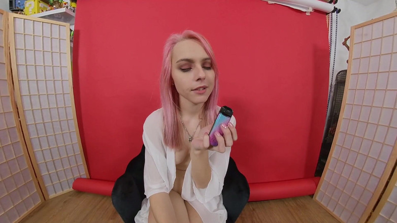 VR smokers HD-2D Videos Only: Chloe Toy - dampfen