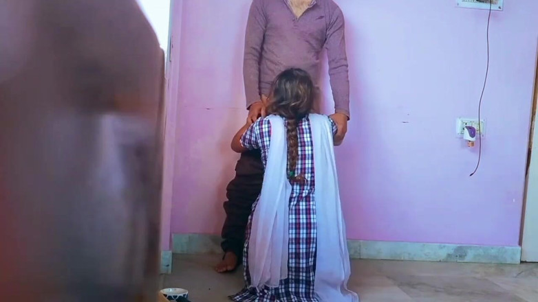 Fantacycutting: インドの学生少女タイトなシュートキチュダイビデオ