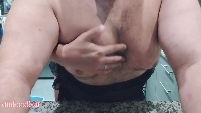 Chub_Bull: गाय के स्तनों का मजा ले रहे हैं