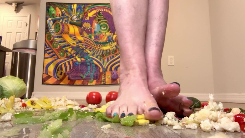 Peppermint Giantess: Dimensiunea 16 picior Zdrobire cu legume