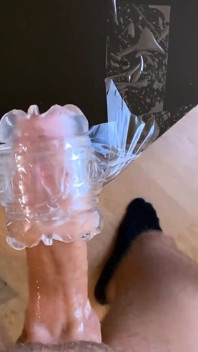 Brinquedo Sexual Na Mesa - Orgasmo Depois De Conversas Sujas