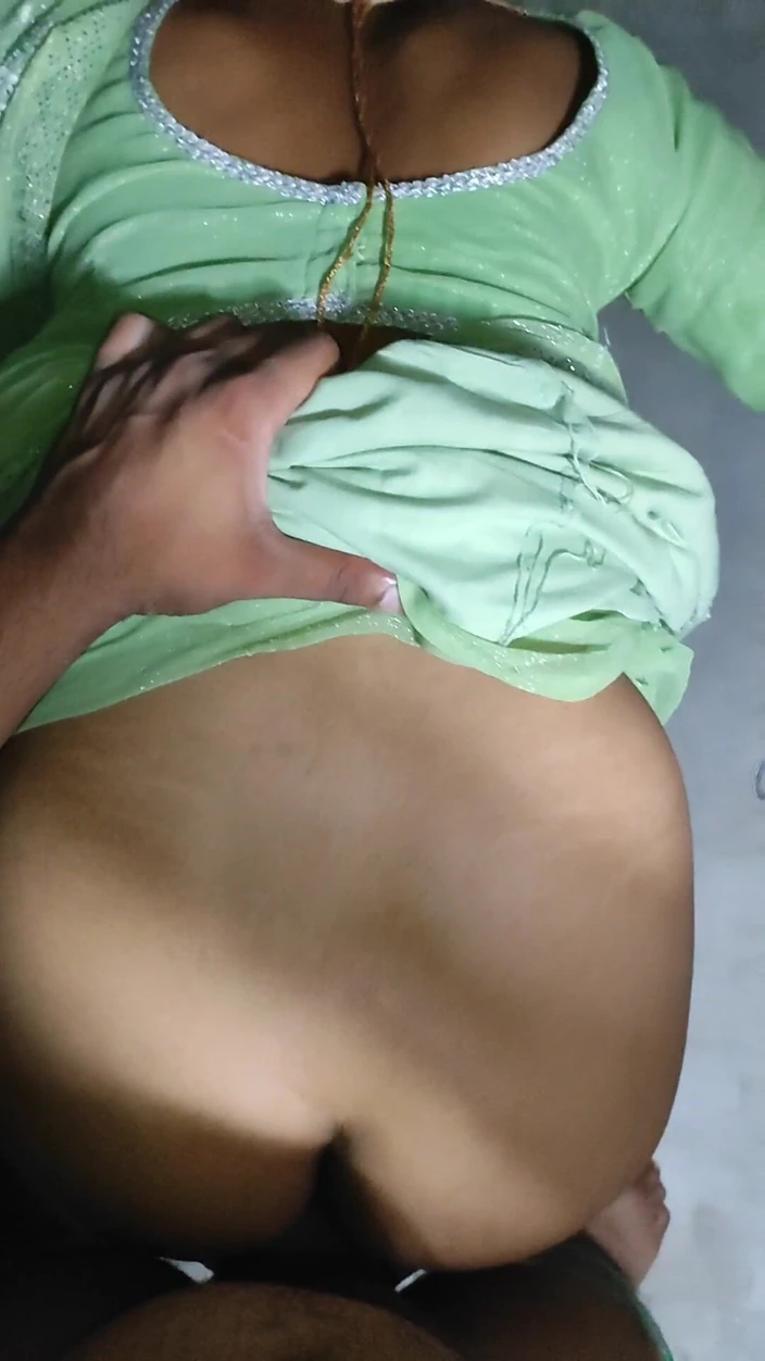 Gini272: Morning Quick Fuck - My Wife Want Quick Round Before I...