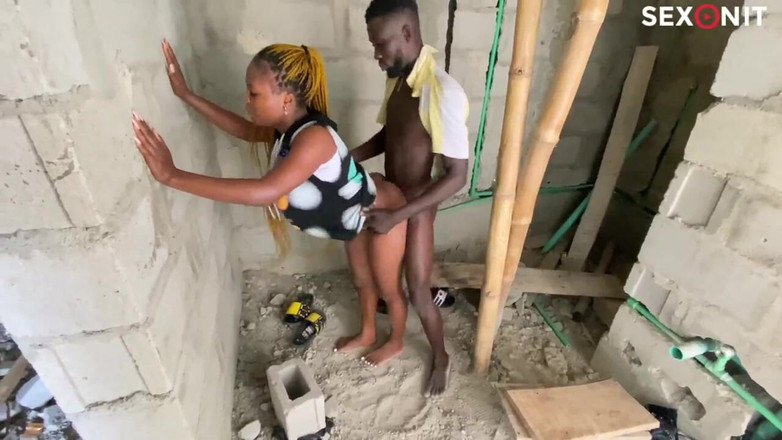 XBLACKHUB: I Fucked Real Estate Agent in an Uncompleted Building