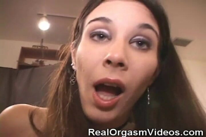 Sybian Orgasm Videos: Skinny Rich Cunt Wife Pussy Ride Sybian Machine Toy!