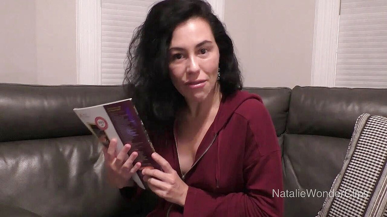 Natalie Wonder: La matrigna confiscata il tuo segreto porno milf e poi...