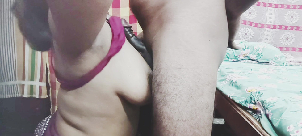Sexy baby: The Husband Gave His Wife a New Saree, and the...
