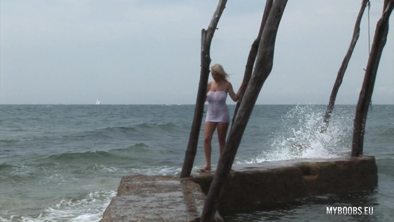 My Boobs: Ines Cudna in waves