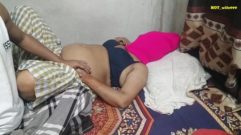 Hot_wife999: Indian Desi Village Bhabi Romance with Debar Bed Room