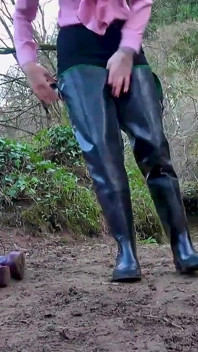 Secretary's White Tights Drenched in Waders Gone Wrong