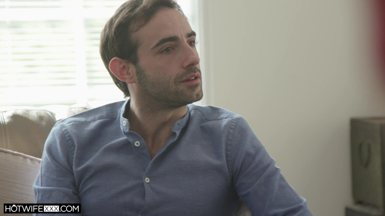 New Sensations: Charlotte se folla a su enamorado de la universidad delante...