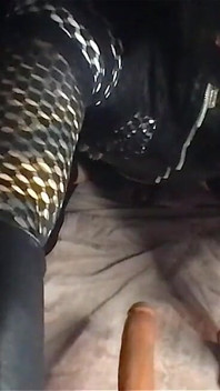 สลัตหีชาย Latex Mask ดูดแล้วโดนของเล่นเย็ด