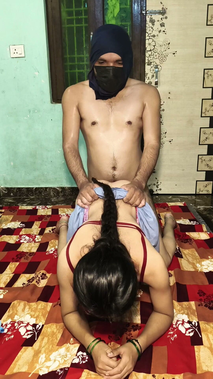 yongboy1: 18 Year Old Indian Girl doggy style orgasam hard fucking...
