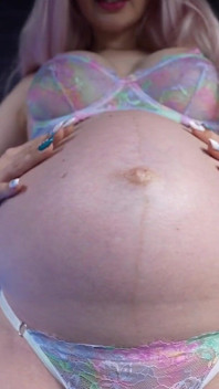 9 Month Pregnant Belly Is Hungry