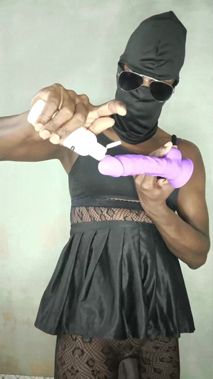 TS Azzy: Indian TS Azzy Enjoyed the Beautiful Moment of Anal Sissygasm...