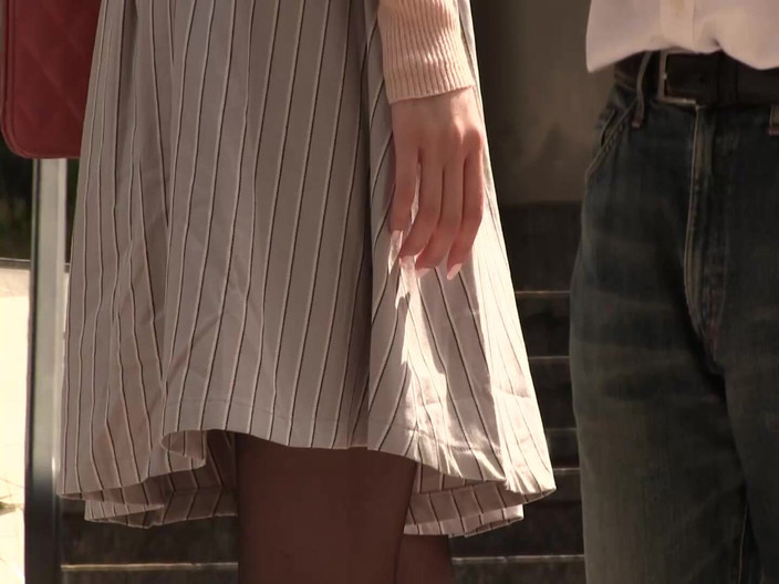 Raptor Inc: Pencarian: Mencari cewek erotis dengan rambut keriting